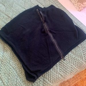 Lululemon black knit cape